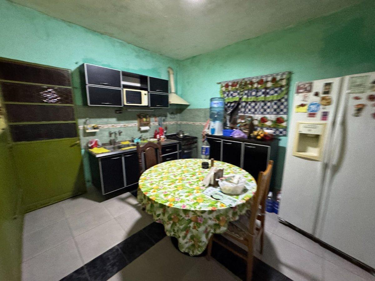 Foto de VENTA CASA COCHERA JARDIN QUINCHO PILETA GON CATAN, imagen 5
