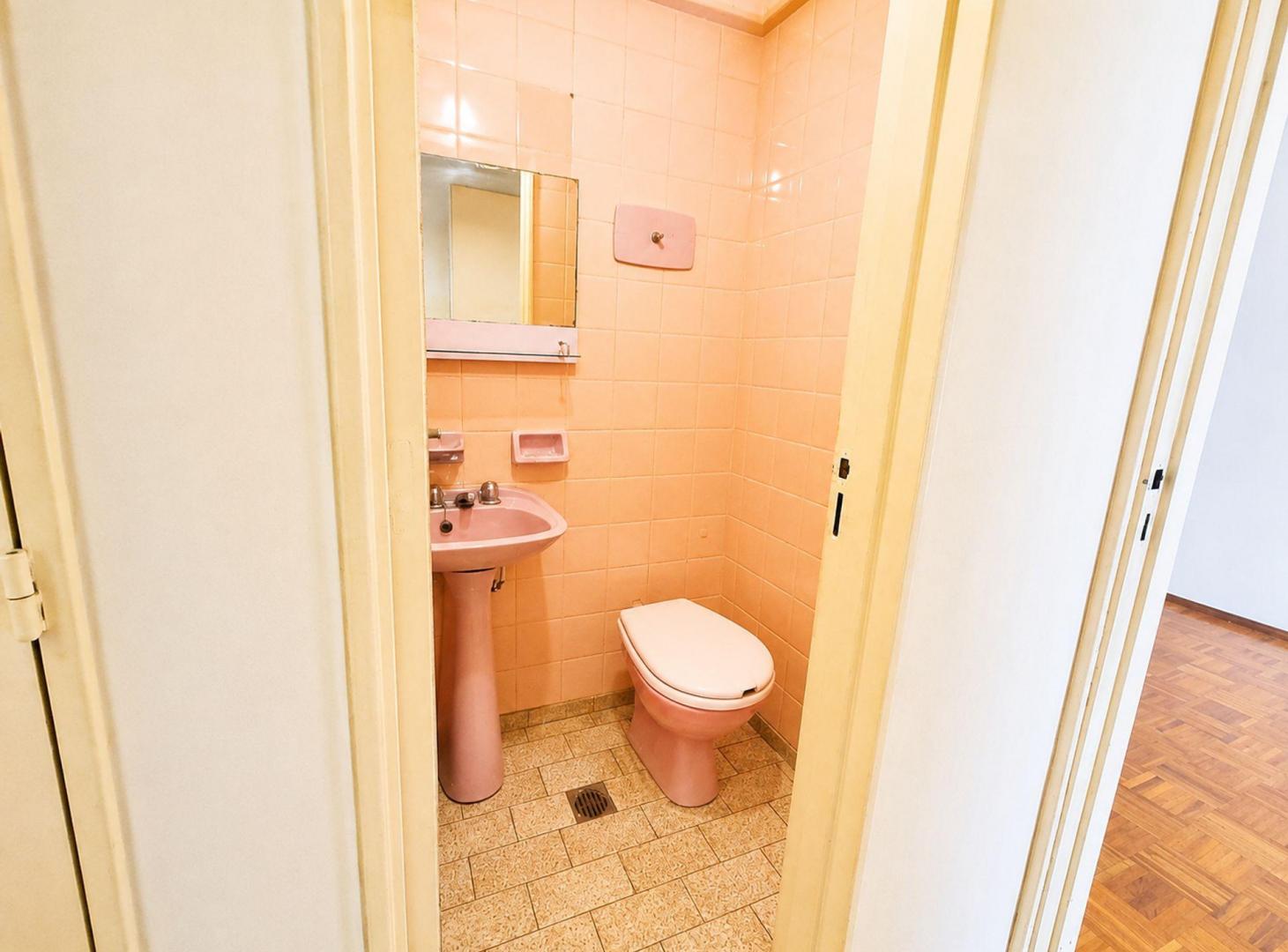 Foto de VENTA DEPTO 4 AMB DEP LAVADERO BALCON CABALLITO, imagen 1