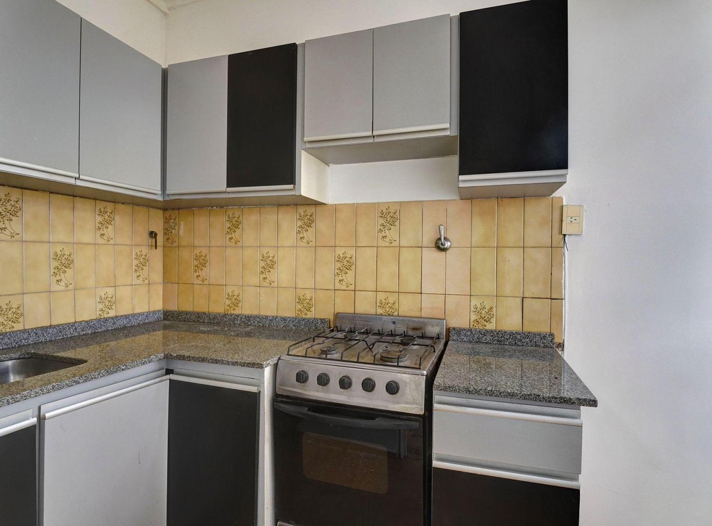 Foto de VENTA DEPARTAMENTO 2 AMBIENTES BOEDO APTO CREDITO, imagen 3