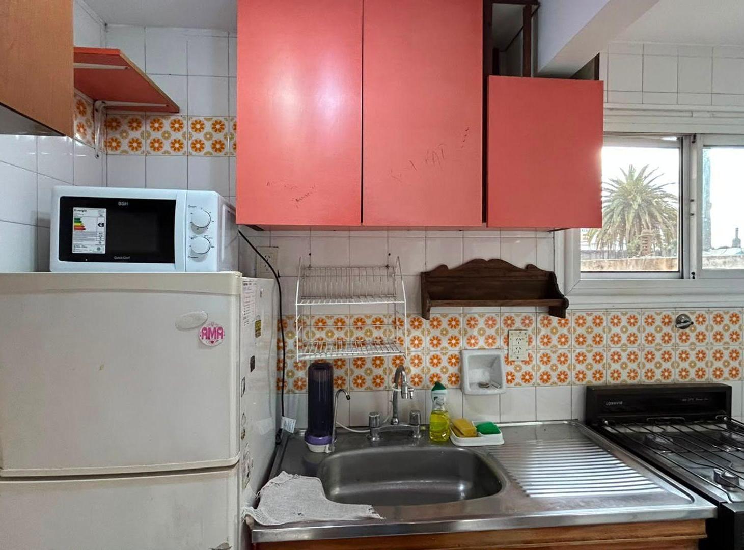 Foto de VENTA DEPARTAMENTO DE 2 AMB, EN SAN CRISTOBAL, imagen 2