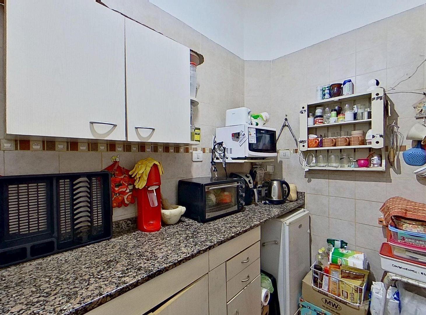 Foto de VENTA PH 2 AMBIENTES CON PATIO PLANTA BAJA LA BOCA, imagen 2