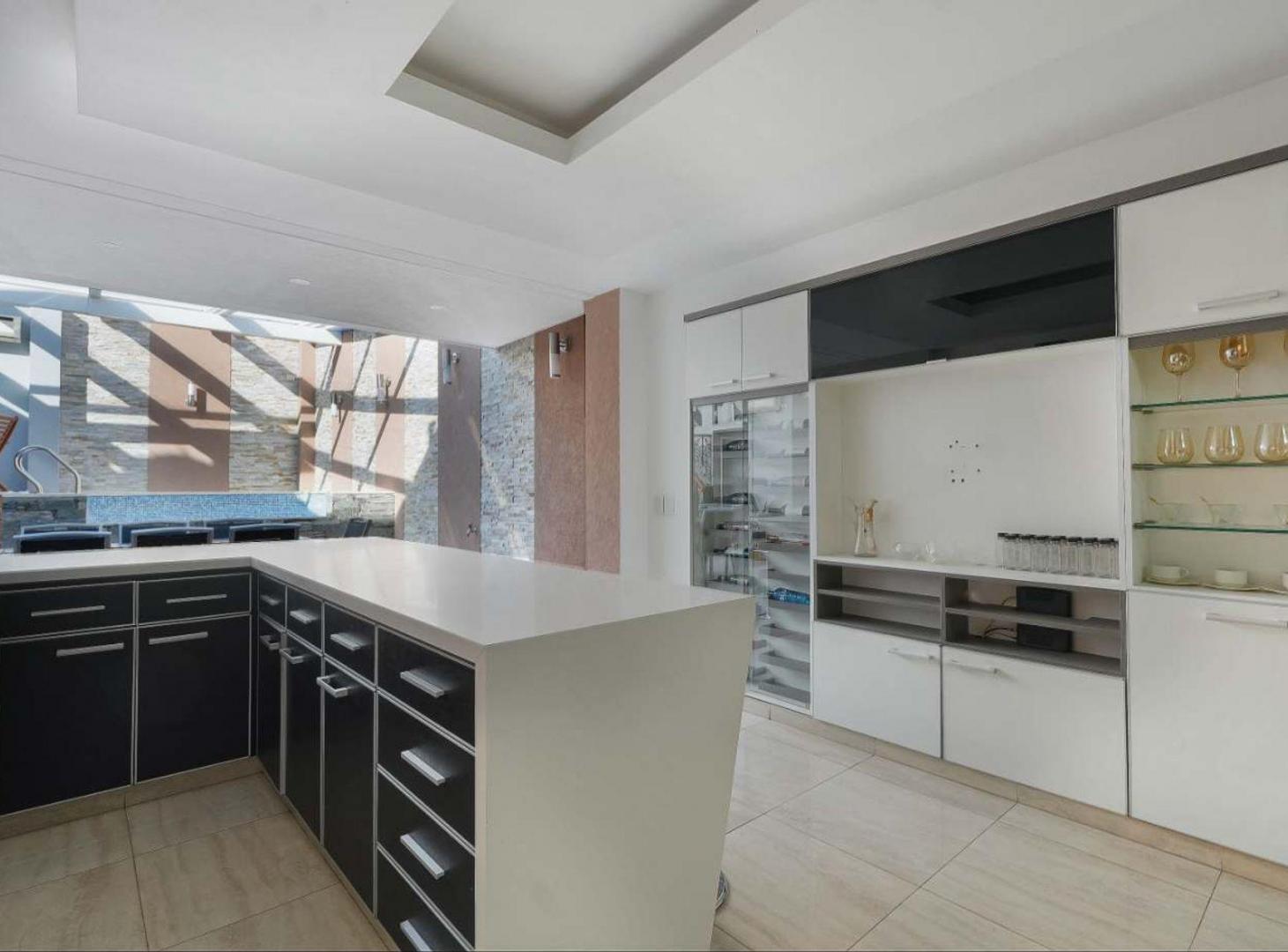 Foto de Venta PH 4 ambientes con pileta en Boedo, imagen 3