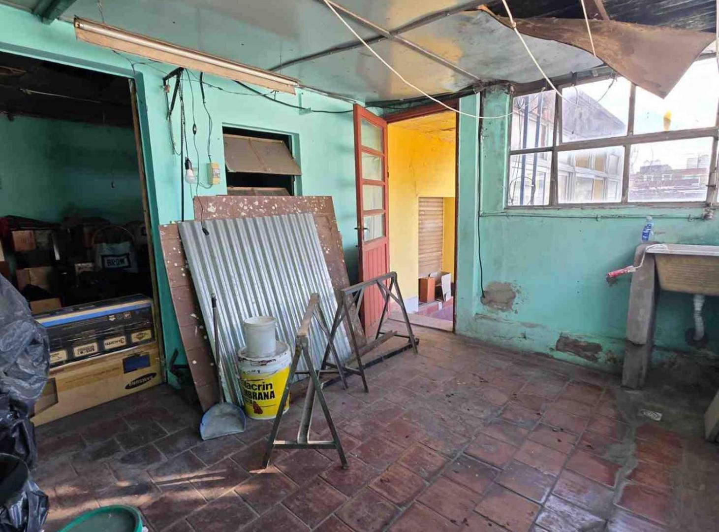 Foto de Venta Ph 4 amb Patio Lav Cochera Parque Chacabuco, imagen 2