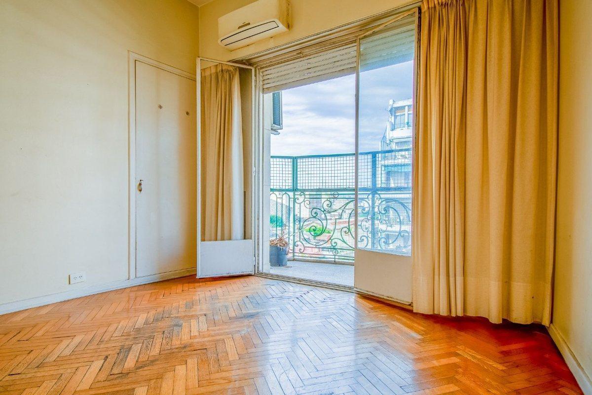 Foto de Venta 4 ambientes Barracas, PISO PARQUET NUEVO, imagen 1