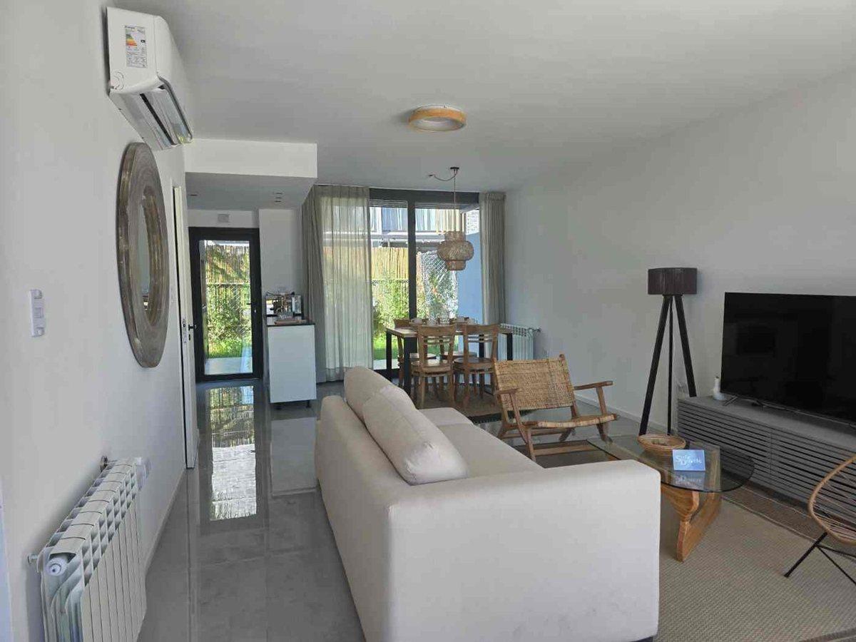 Foto de Venta casa 4 amb Jardin coche Tigre Rincon Milberg, imagen 2