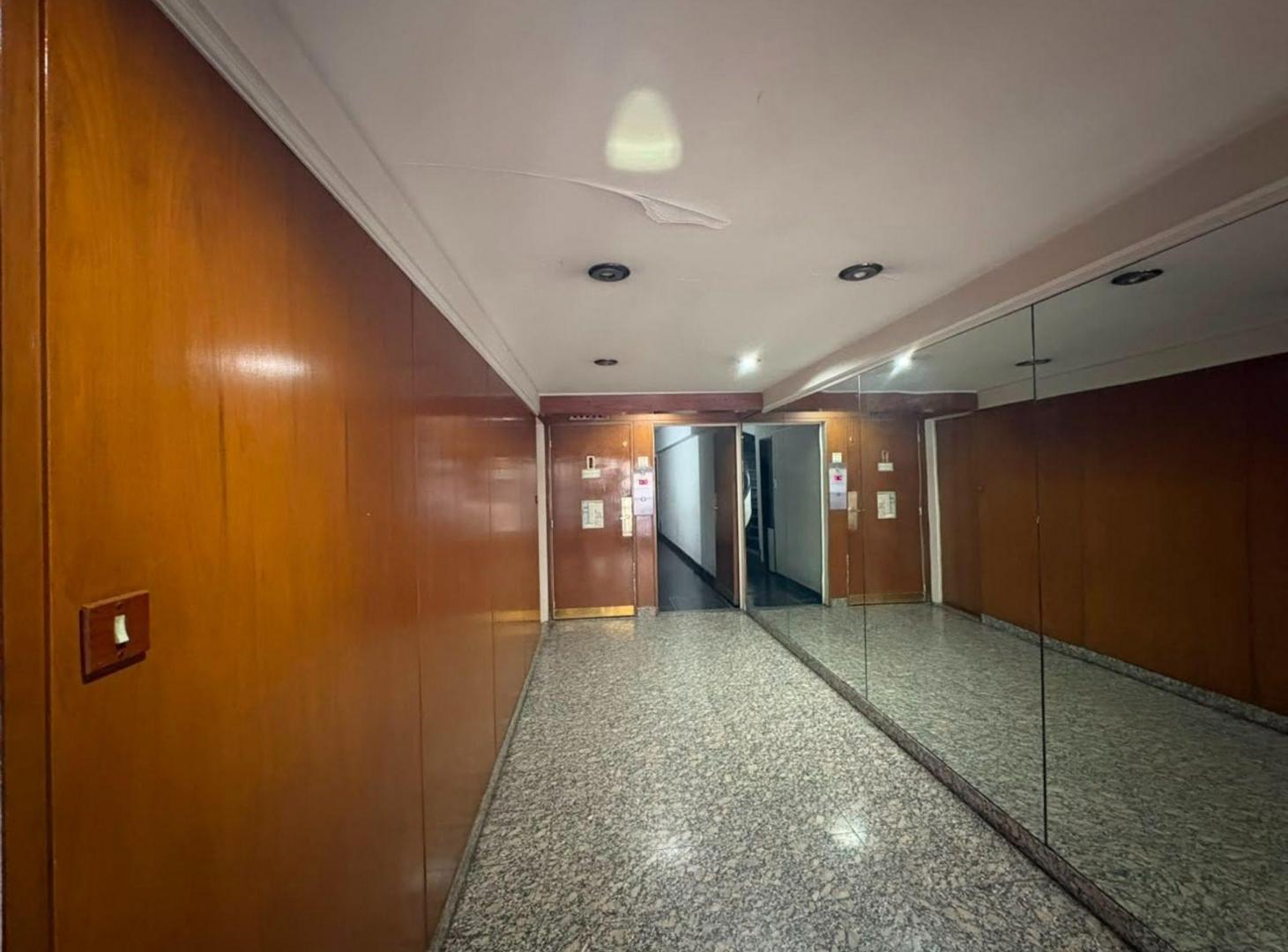 Foto de Venta departamento de 3 ambientes c/ balcon BOEDO, imagen 5