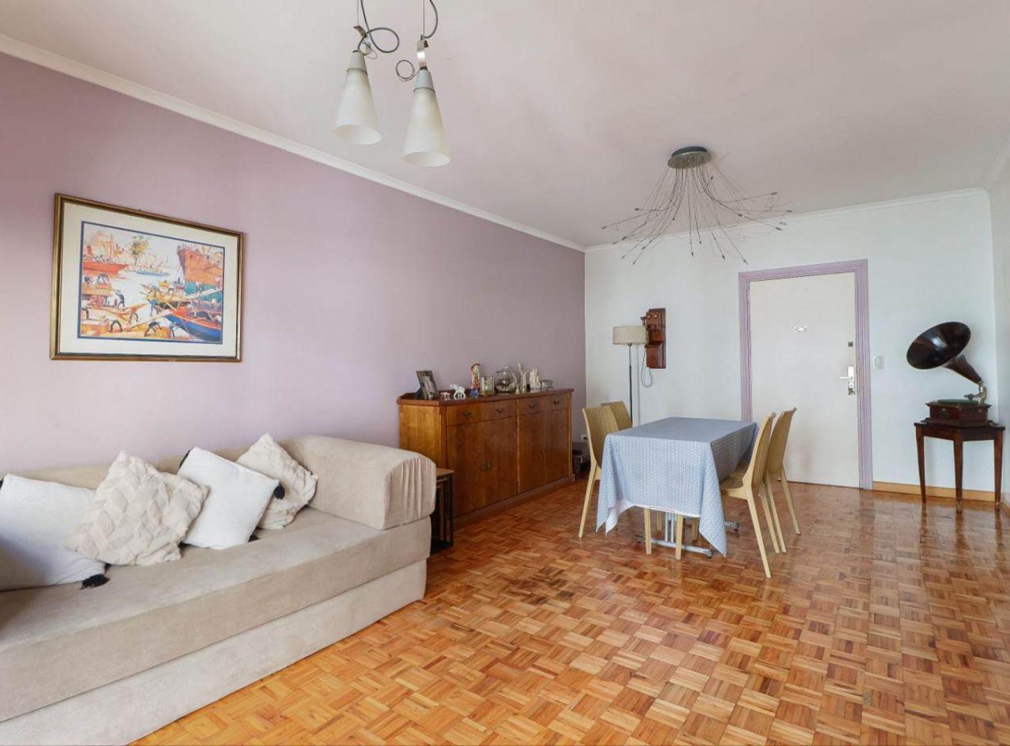 Foto de VENTA DPTO 4 AMB CON BALCON Y COCHERA RECOLETA, imagen 3