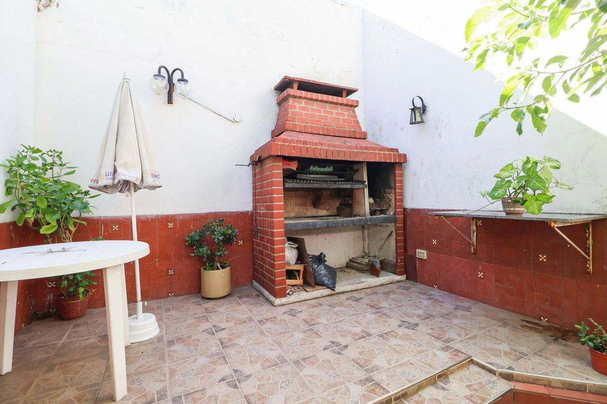 Foto de Venta casa 3 amb, terraza, patio, coch. Avellaneda, imagen 1