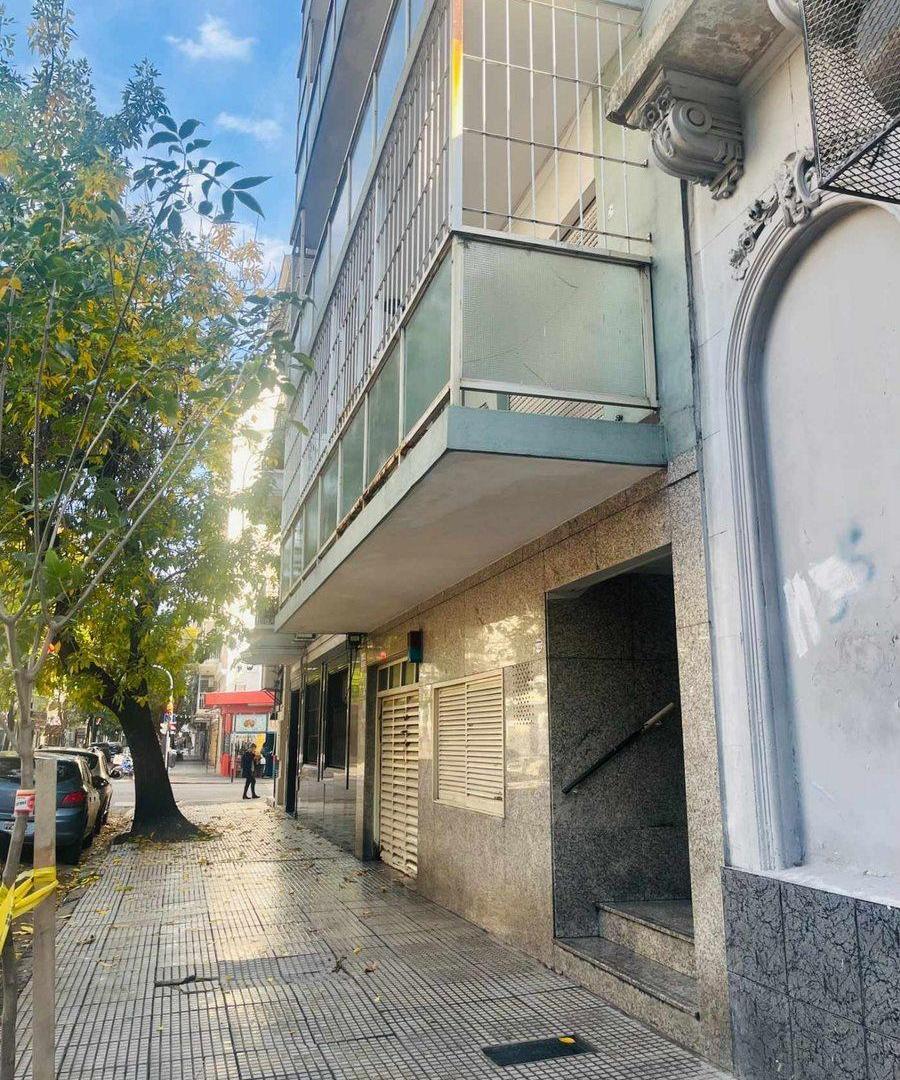 Foto de Venta Departamento 3 ambientes cochera Almagro, imagen 1