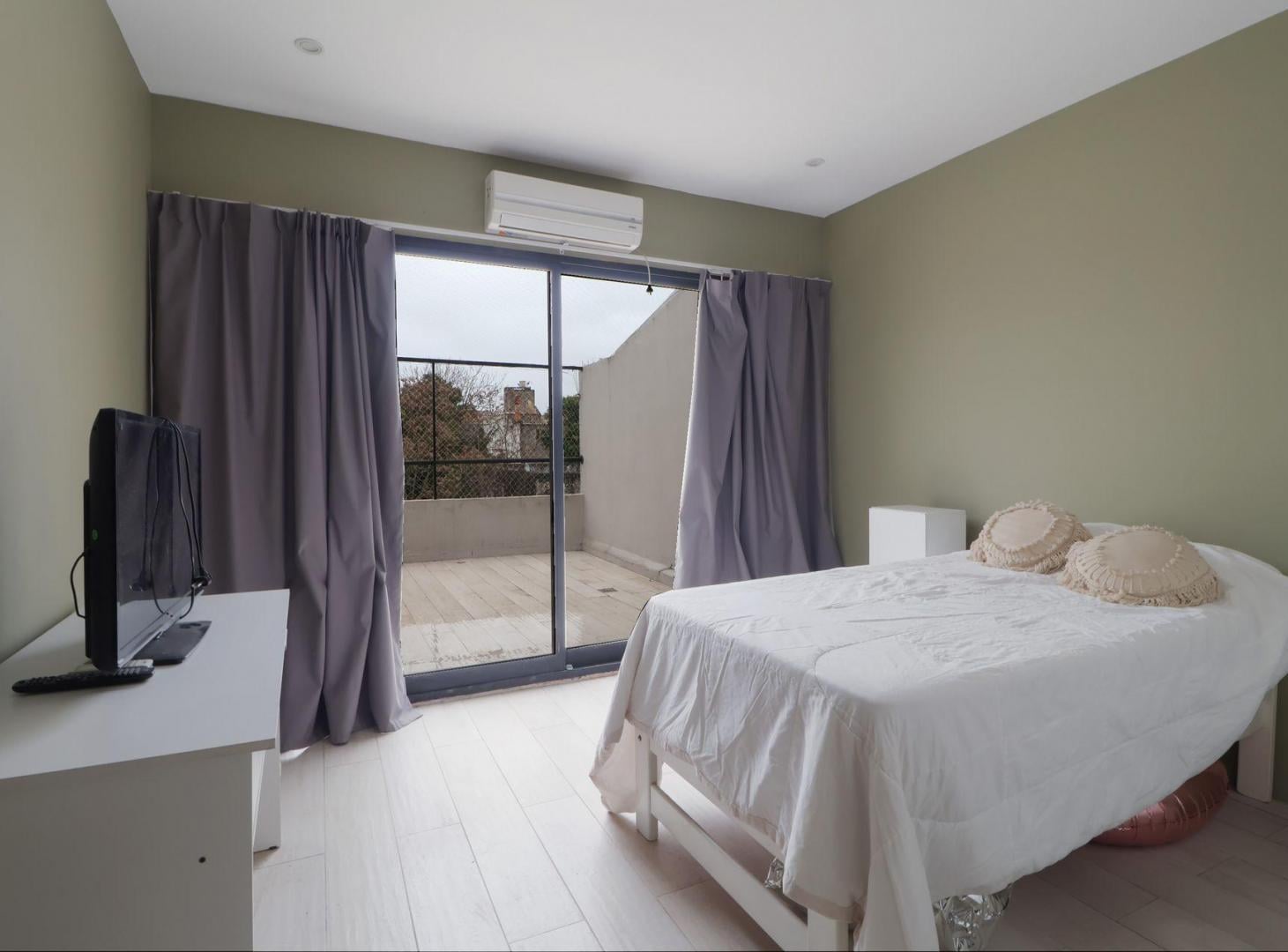 Foto de VENTA PH 4 Amb pileta+cochera+jardin+playroom, imagen 3