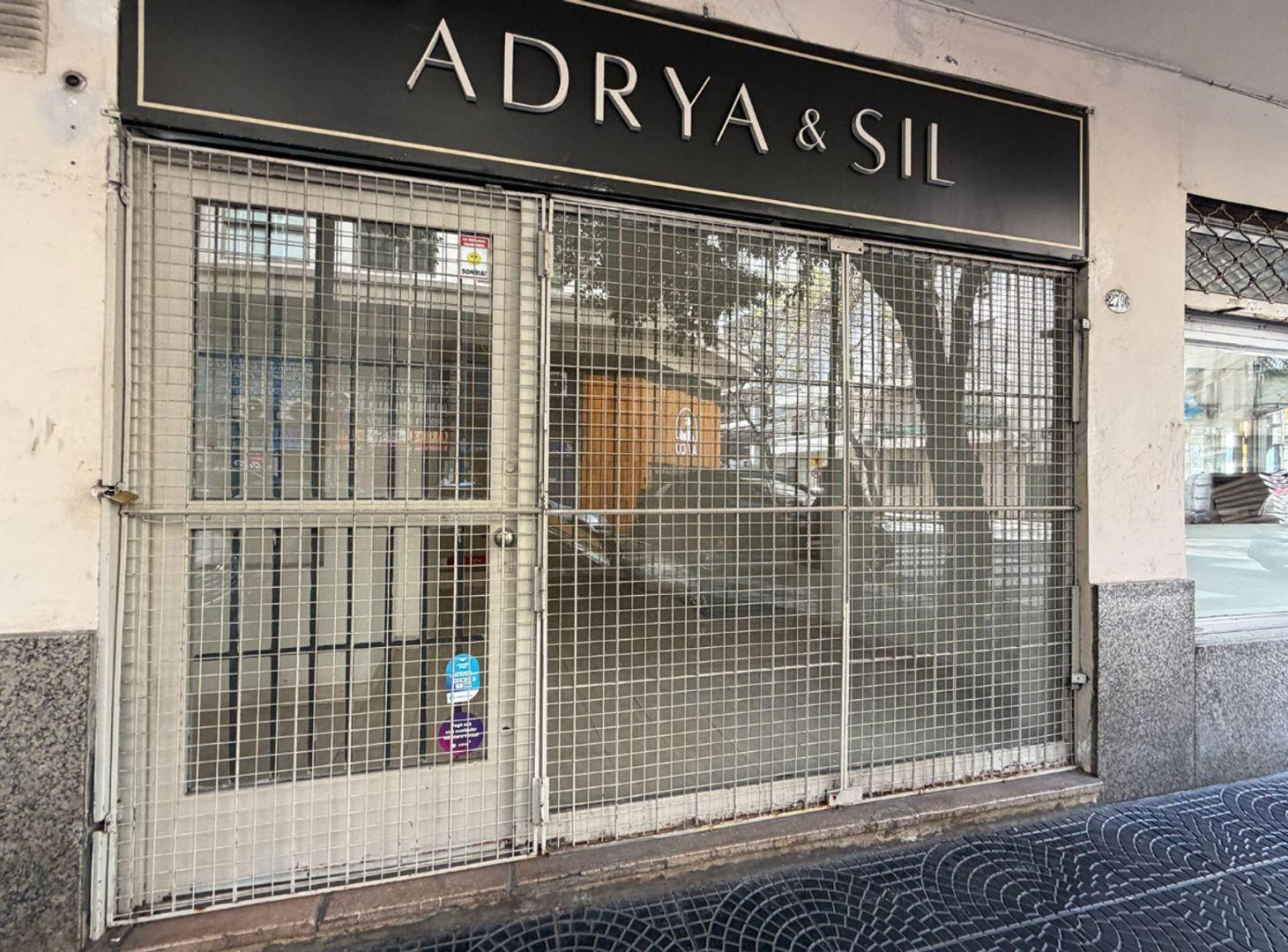 Foto de Venta Local Comercial 38 m² c/Sótano Recoleta, imagen 1