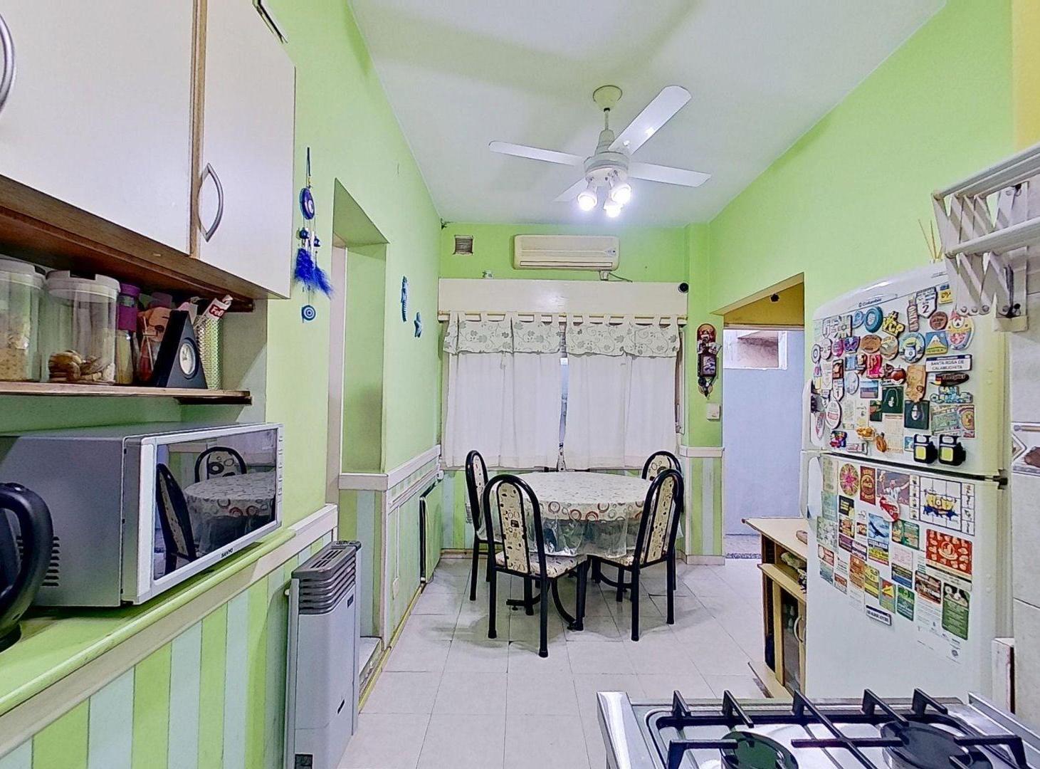 Foto de VENTA PH MULTIFAMILIAR A RECICLAR, imagen 4