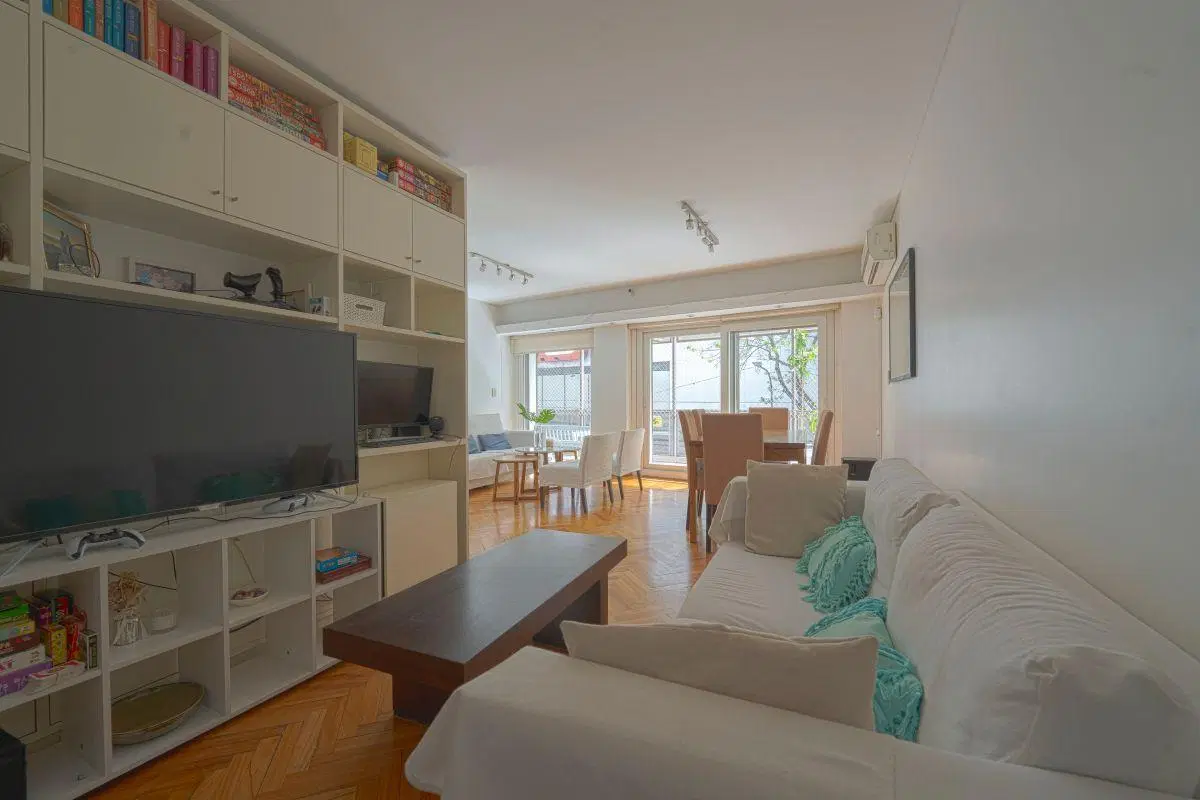 French 2428 | 125 m² de luz y amplitud con cochera en Recoleta 5