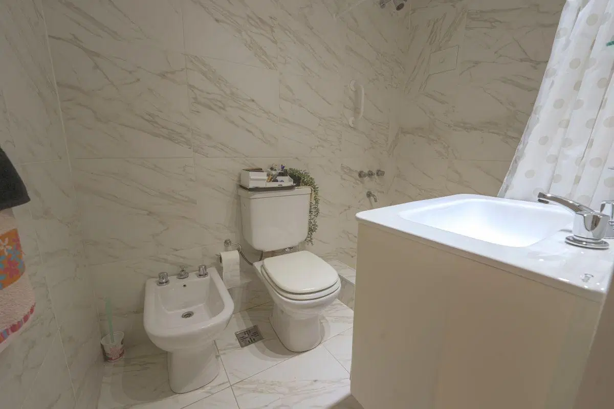4 Ambientes con Cochera y Baulera | French 2300 | Frente Renovado 5