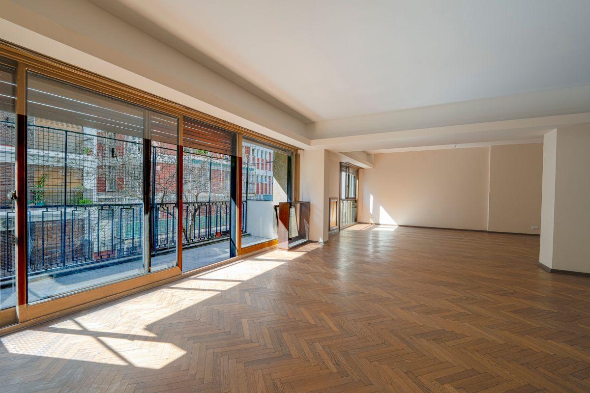 Foto de Departamento 6 Amb. 286 m² a Reciclar - Cochera y Baulera - Juncal 3000, imagen 1