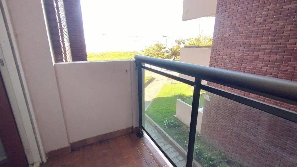 Departamento céntrico vista al mar 5