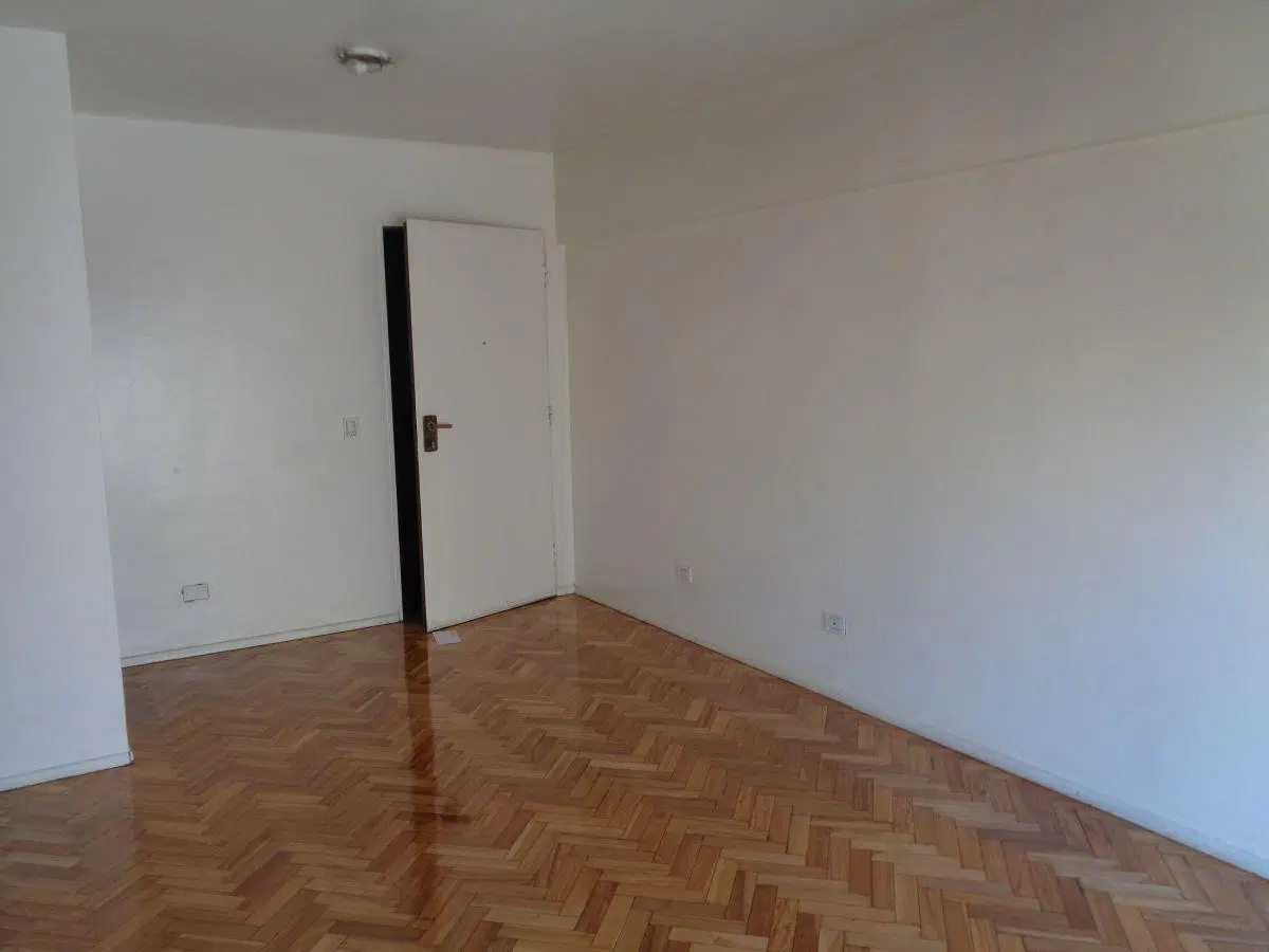 departamento de cuatro ambientes muy luminoso 1