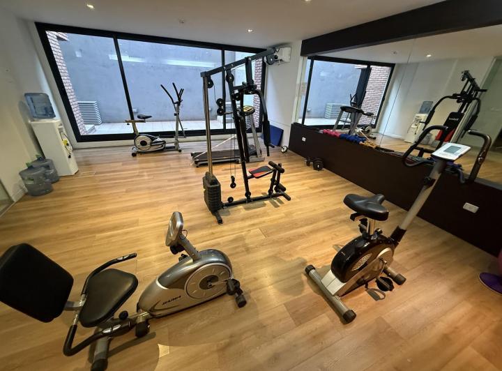 VENDO EXCLUSIVO DEPTO - CATEGORIA INARCO - FRENTE - 3 DORM - TERRAZA - COCHERA 1