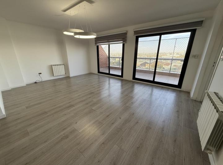 VENDO EXCLUSIVO DEPTO - CATEGORIA INARCO - FRENTE - 3 DORM - TERRAZA - COCHERA 4