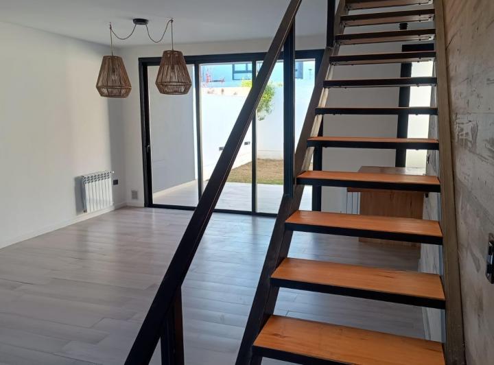 DUPLEX DE CATEGORÍA - GREENVILLE 2 3