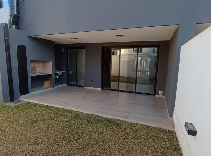 DUPLEX DE CATEGORÍA - GREENVILLE 2 5