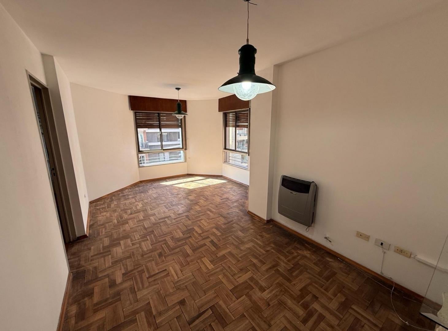 ALQUILO DEPARTAMENTO DE 2 DORMITORIOS EN NUEVA CORDOBA A MTS DE CIUDAD UNIVERSIATRIA Y PLAZA ESPAÑA.