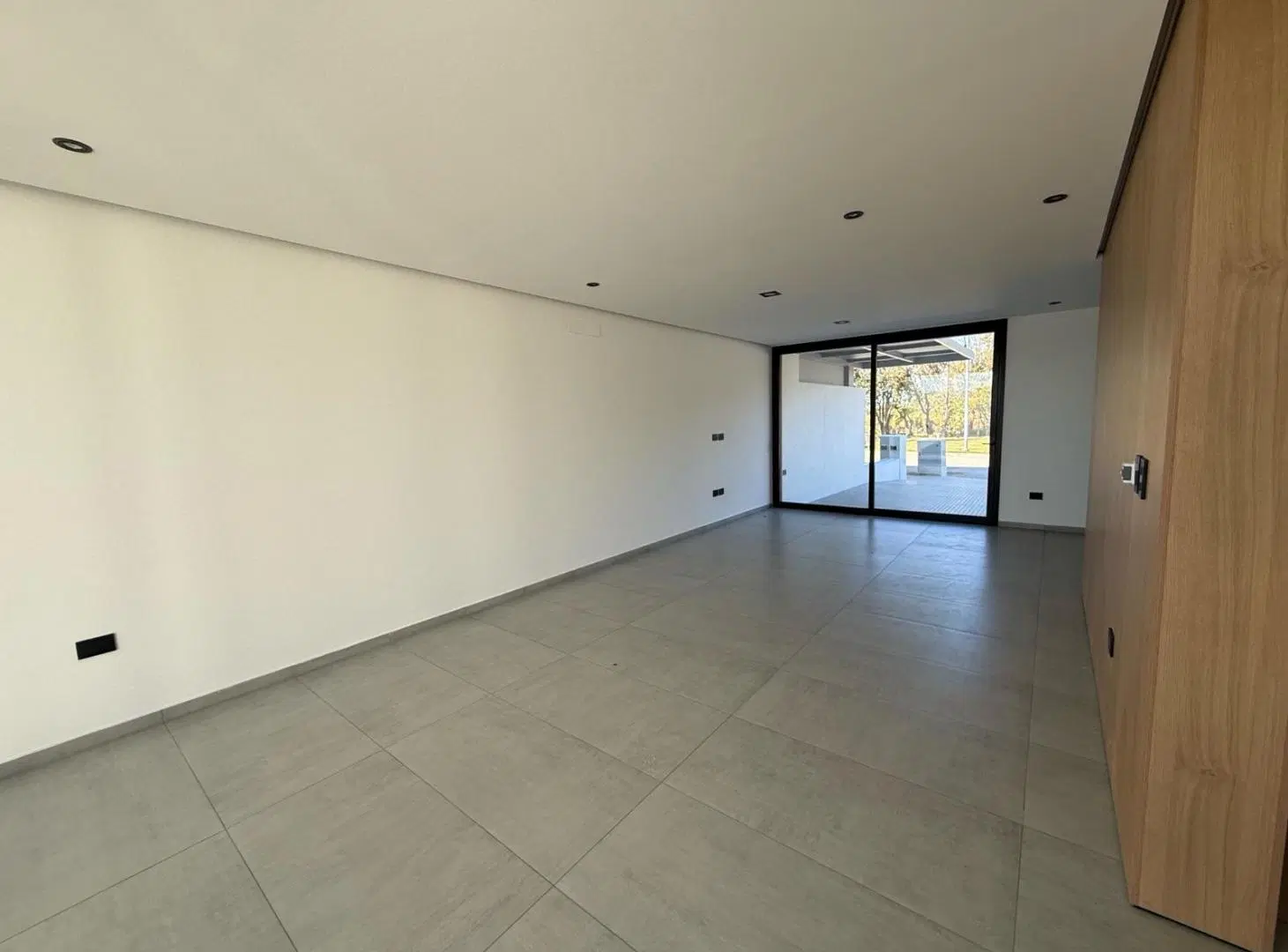 ALQUILO DUPLEX DE 3 DORMITORIOS A ESTRENAR EN BARRIO CERRADO CAMPO CHICO 2