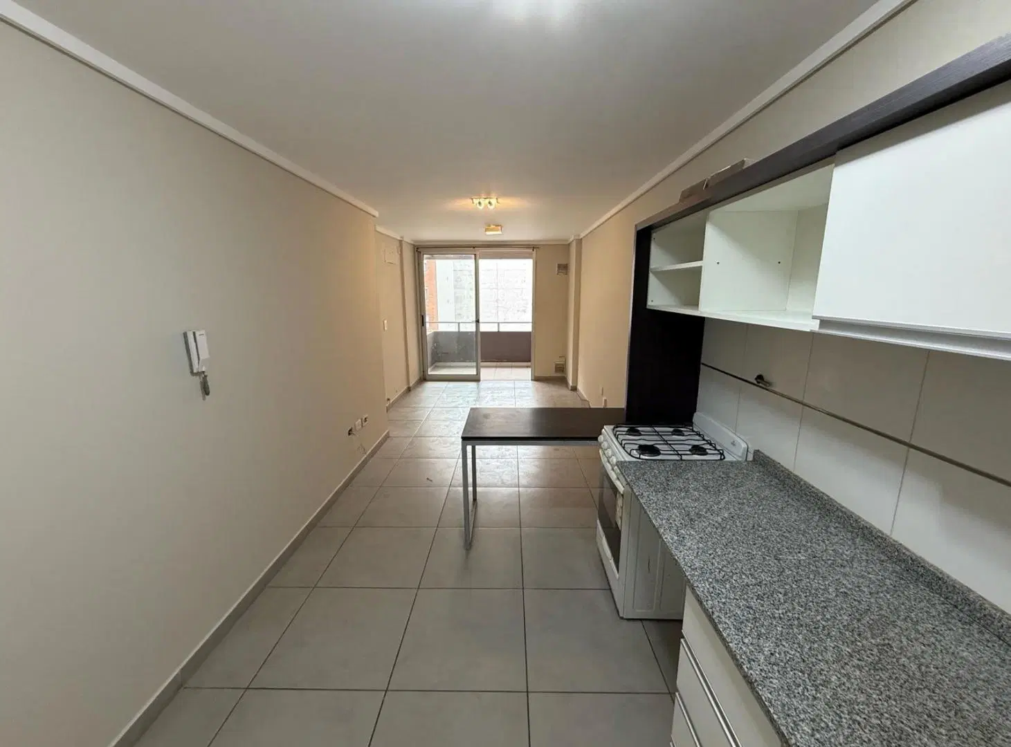 ALQUILO DEPARTAMENTO DE 1 DORMITORIO EN NUEVA CORDOBA CON BALCON, EXCELENTE UBICACION. 2