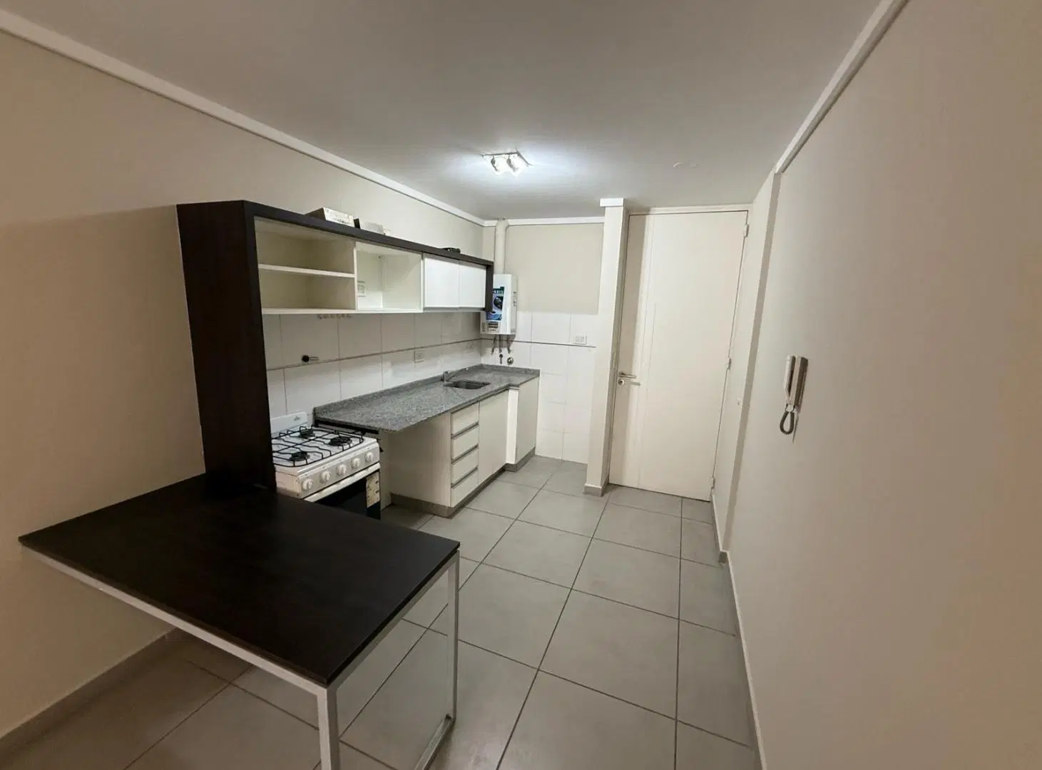 ALQUILO DEPARTAMENTO DE 1 DORMITORIO EN NUEVA CORDOBA CON BALCON, EXCELENTE UBICACION. 1