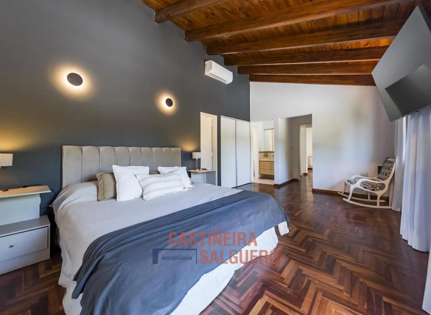 CASA CENTRAL - QUINCHO Y PILETA - GREENVILLE 1 2