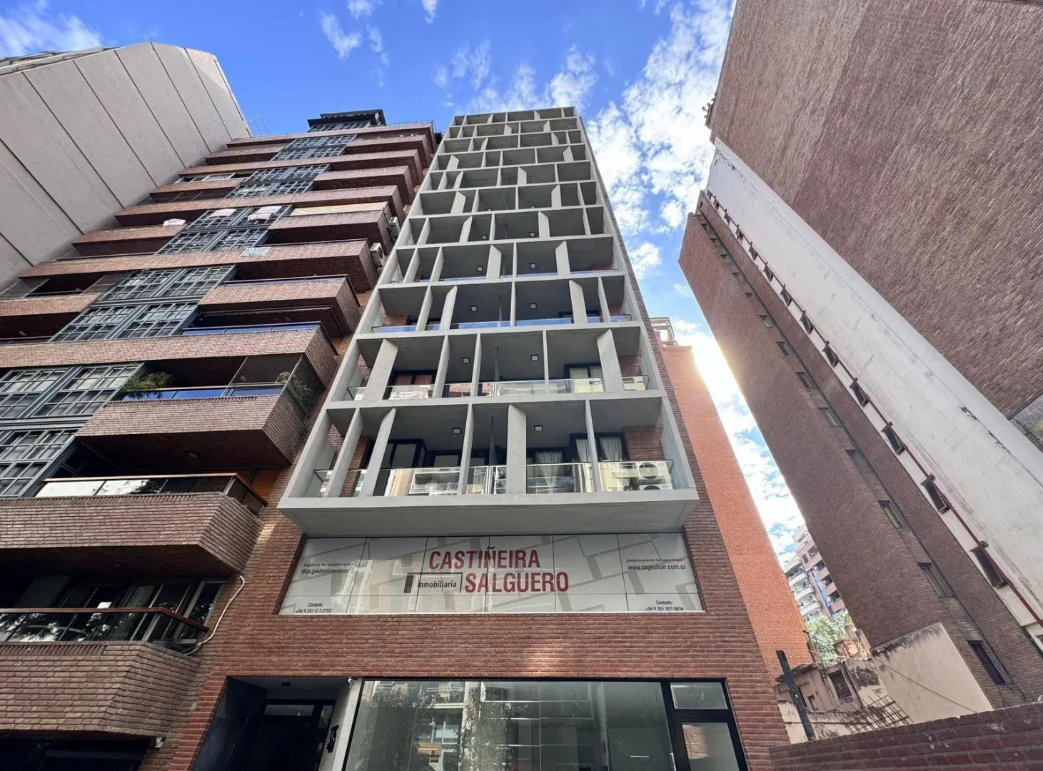 VENTA DEPTO 1 DORM - INMEJORABLE UBICACION - FRENTE 3