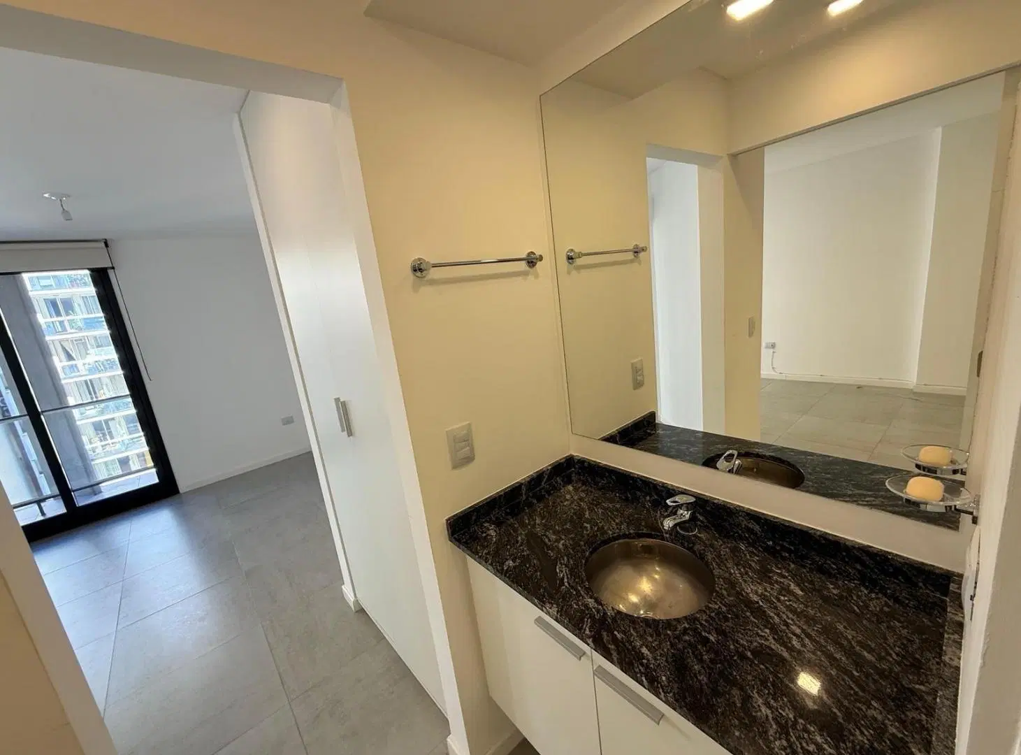 ALQUILO DEPARTAMENTO DE UN DORMITORIO CON BALCON EN NUEVA CORDOBA 5