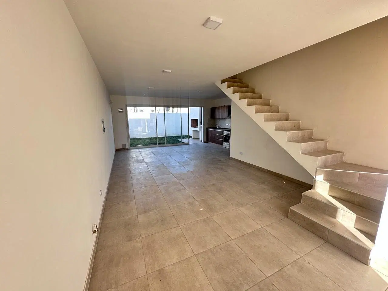 DUPLEX EN VENTA BRISAS DE MANANTIALES - 3 DORM A ESTRENAR 3