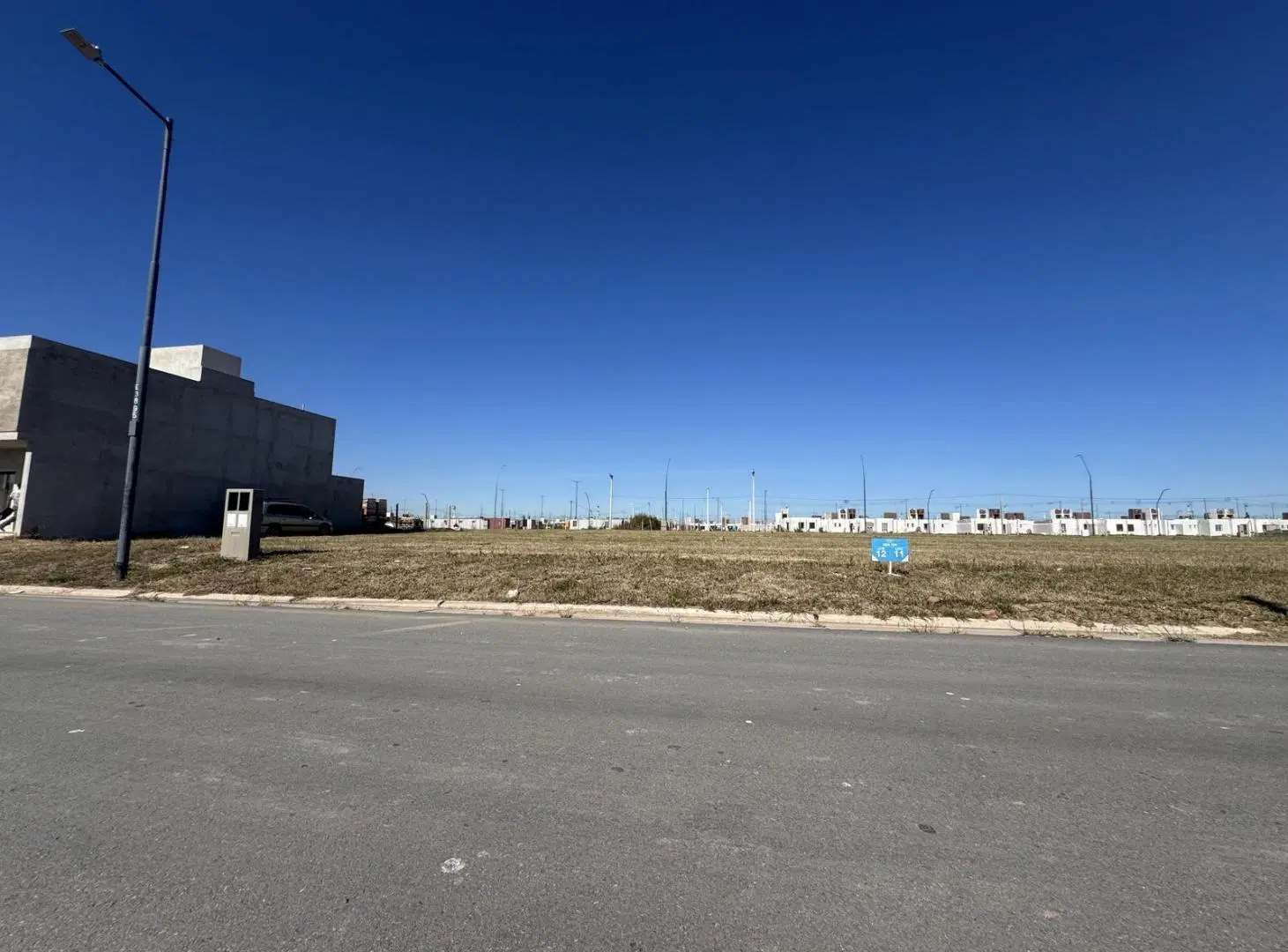 Lote apto duplex - CAMPOS DE MANANTIALES 8