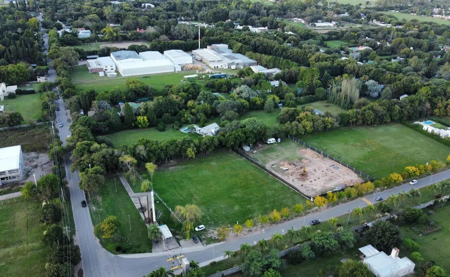 VENTA TERRENO DE 1300M2 EN LOS MIMBRES - CAMINO SAN ANTONIO 4