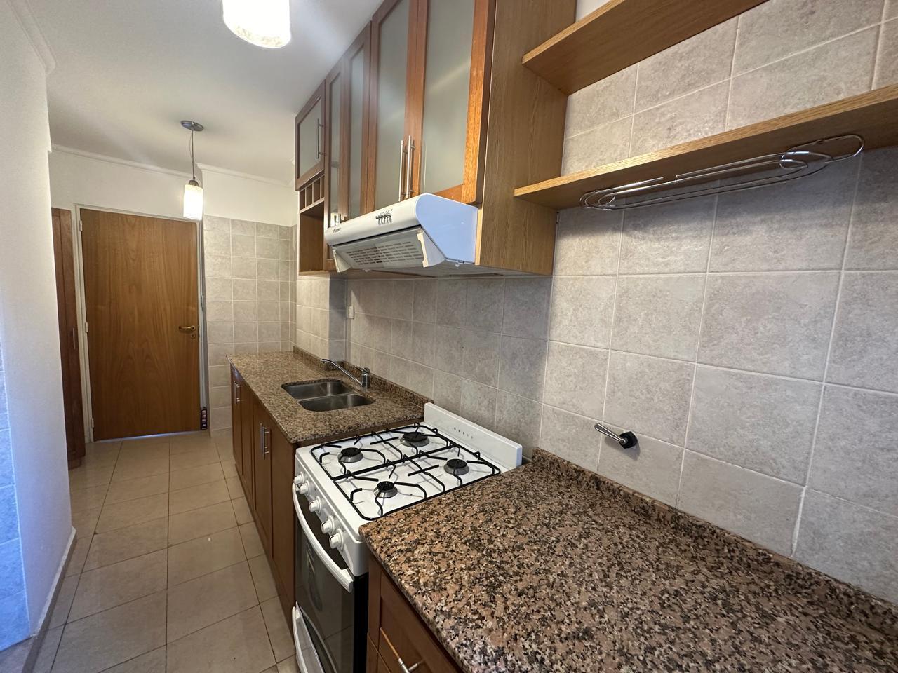 Foto de VENTA DPTO 2 DORMITORIOS - EXCELENTE UBICACION - VISTA AL PARQUE NUEVA, imagen 3