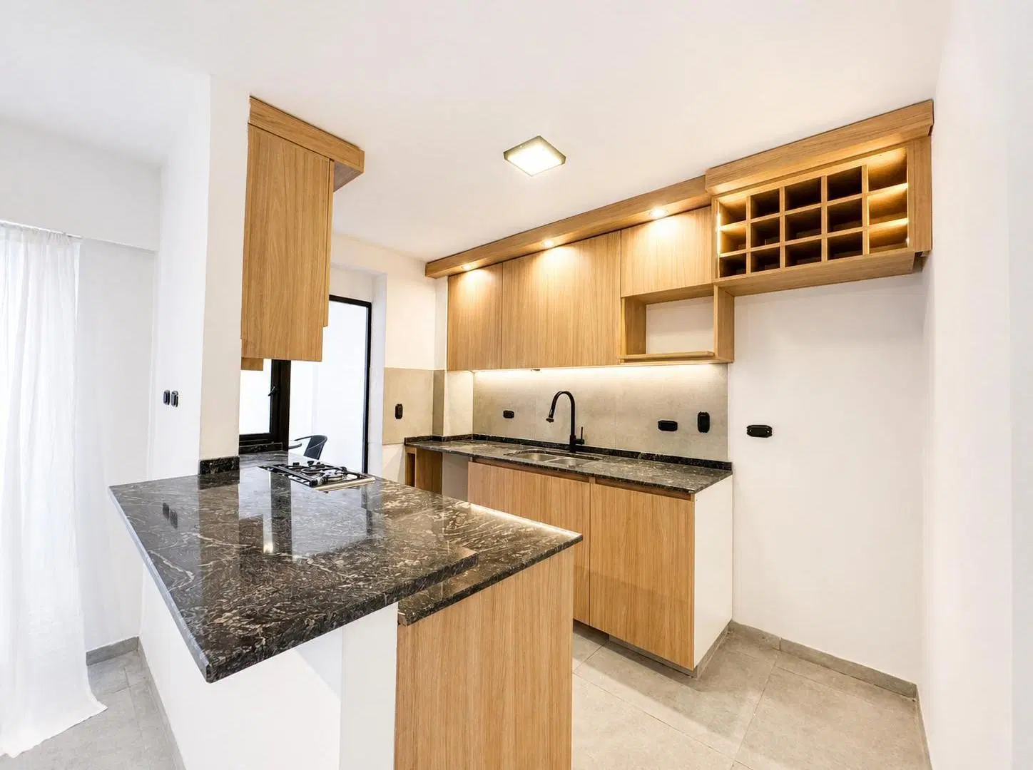EN VENTA DPTO 2 DORMITORIOS - EDIFICIO TOTALMENTE RENOVADO - CENTRO 2