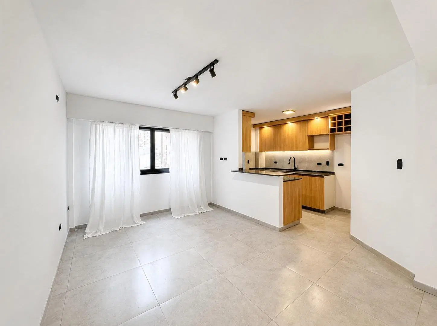 EN VENTA DPTO 2 DORMITORIOS - EDIFICIO TOTALMENTE RENOVADO - CENTRO 3