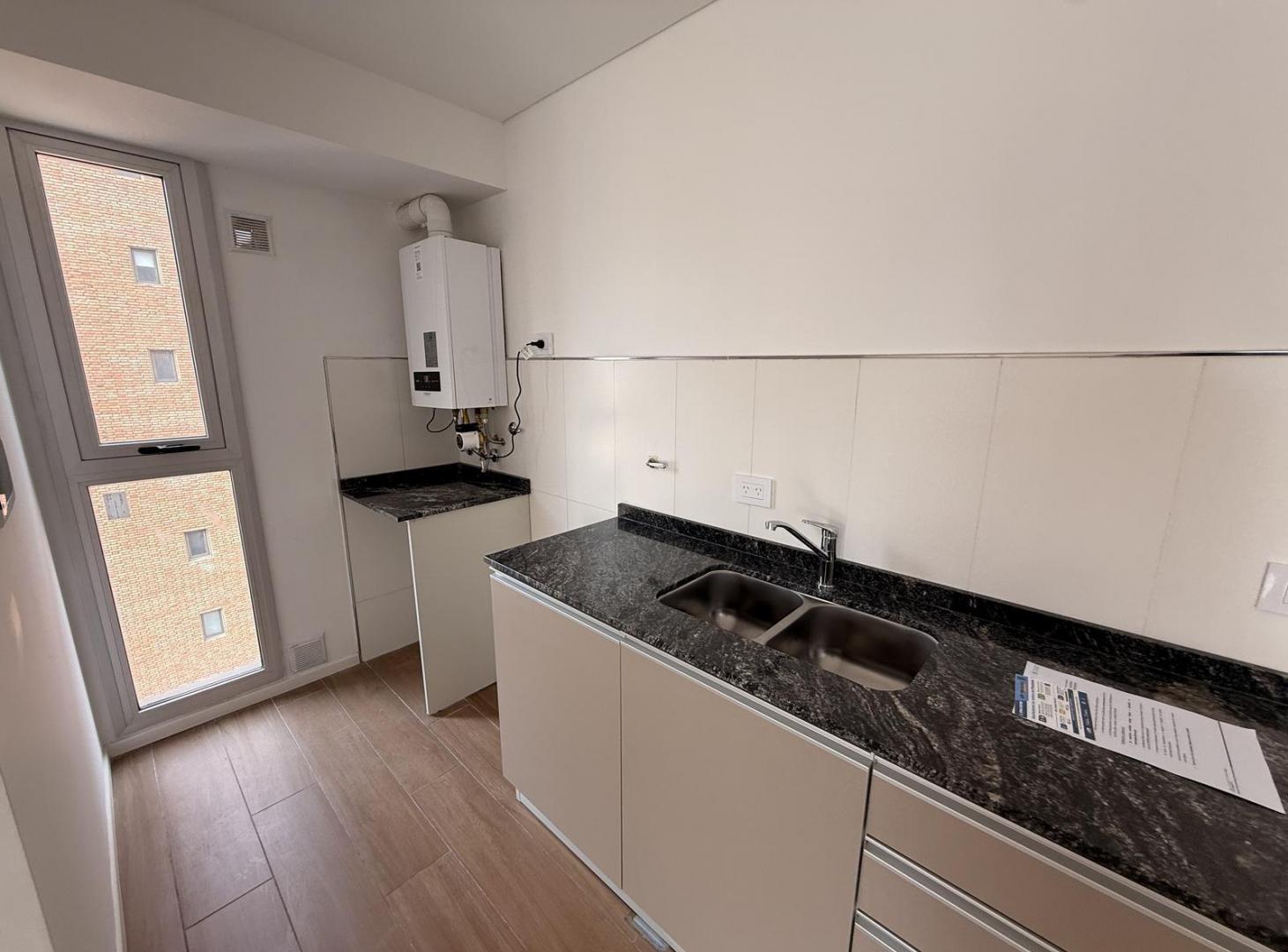 Foto de VENTA DEPTO 1 DORM - A ESTRENAR - FRENTE - MEJOR UBICACION NVA CBA, imagen 1