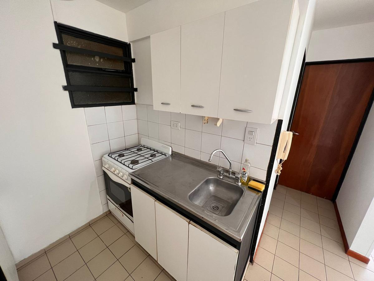 Foto de ALQUILO DEPARTAMENTO 1 DORMITORIO - EXCELENTE UBICACION NUEVA CORDOBA, imagen 5