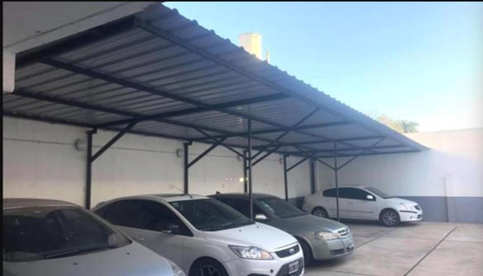 VENTA DE COCHERAS FIJAS SEMICUBIUERTAS-FLORES