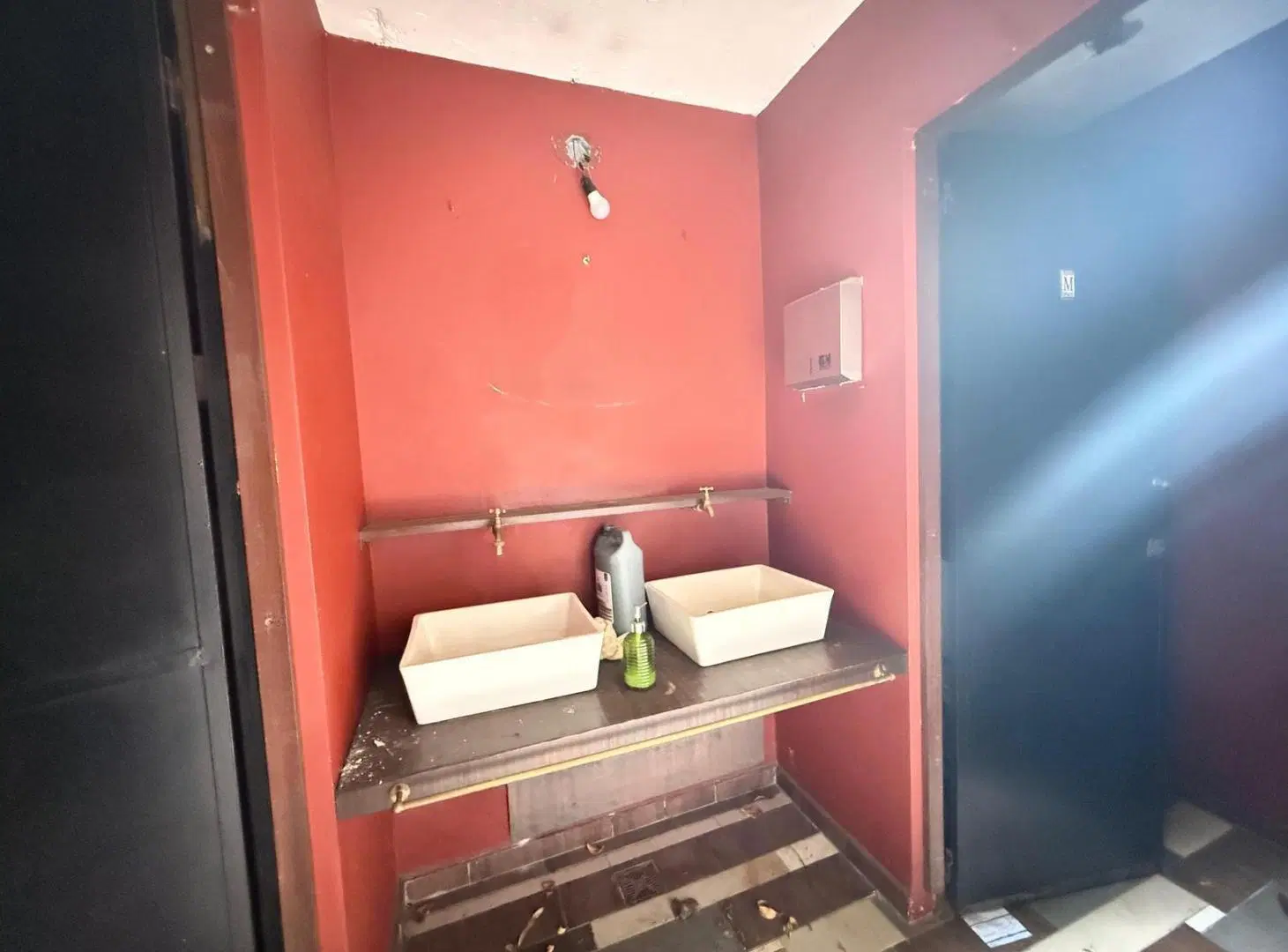 Casa Antigua sobre Lote de 8.60 x 25.75 en Colegiales Zonif. U20 4