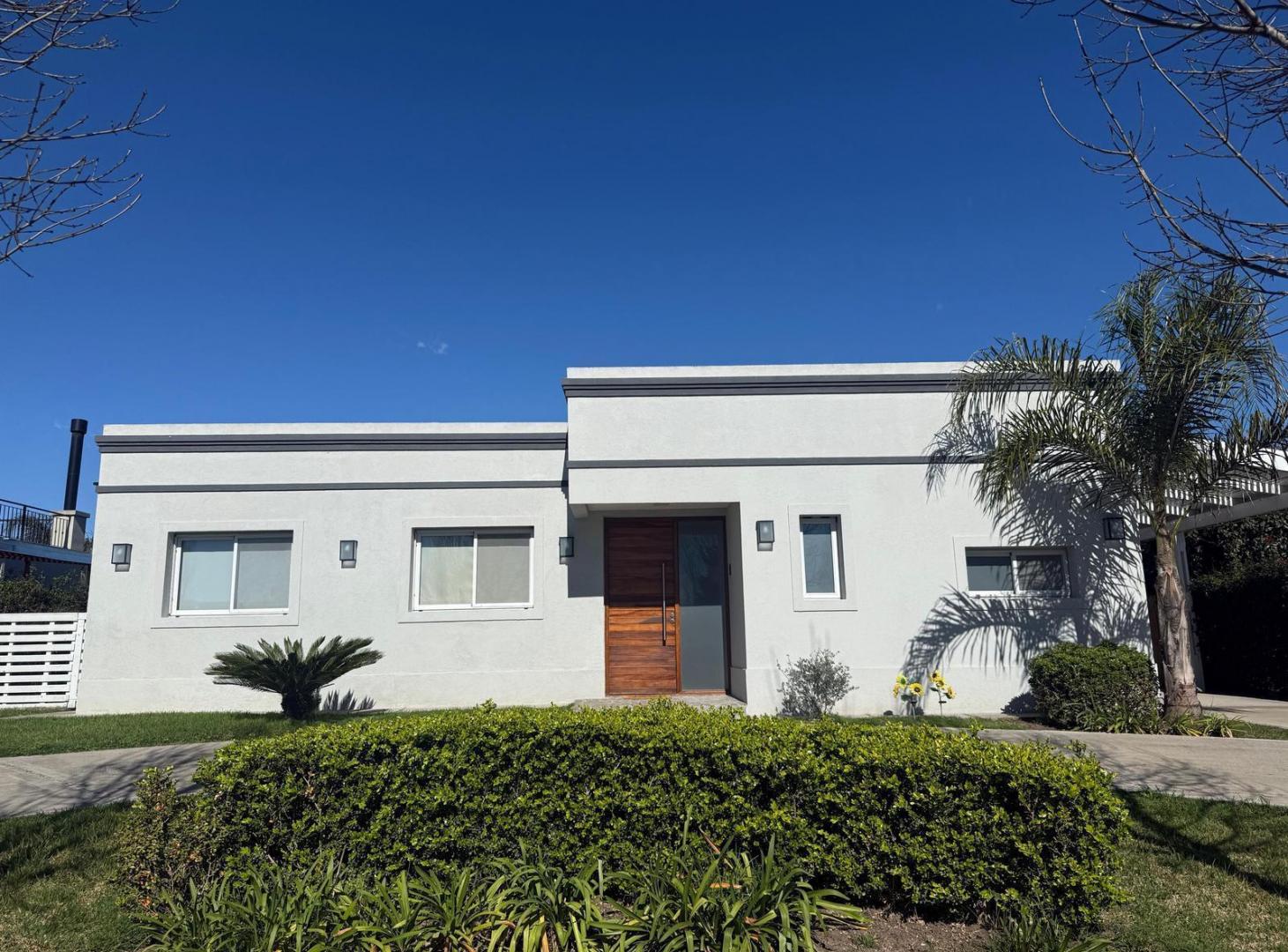 Foto de Casa en una planta con pileta y 5 cocheras | Santa Guadalupe – Pilar, imagen 3