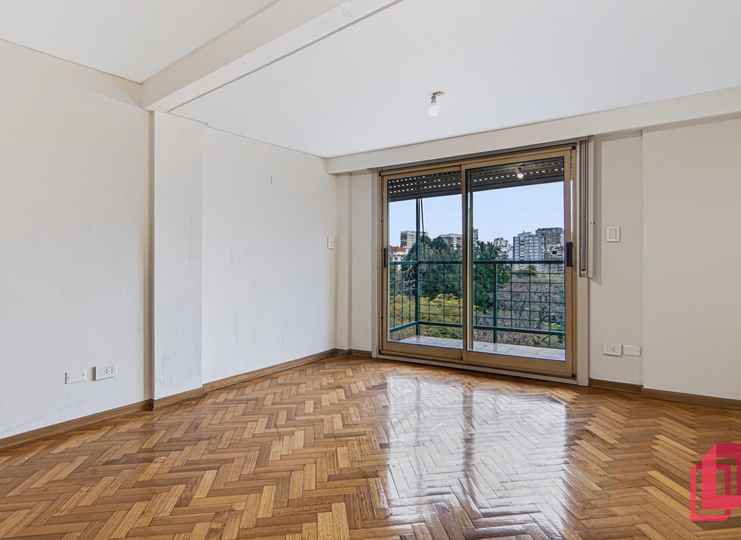 Foto de Venta Departamento piso en Recoleta dos balcones y vista a Parque Las, imagen 4