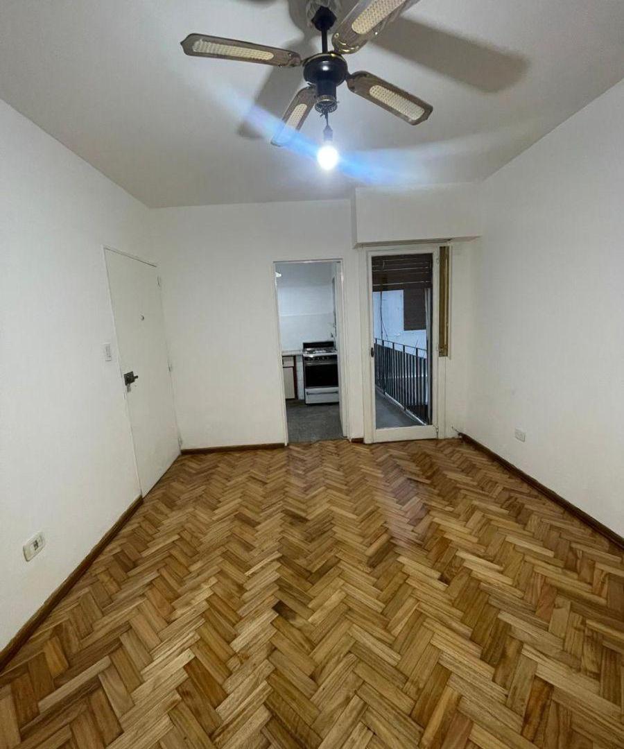 Foto de 2 AMBIENTES LATERAL CON BALCON Y LAVADERO, imagen 1