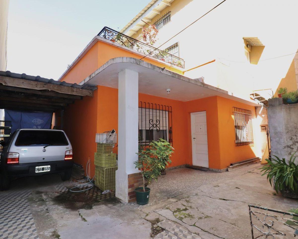 Venta de Dos Departamentos tipo PH con Cochera en Beccar