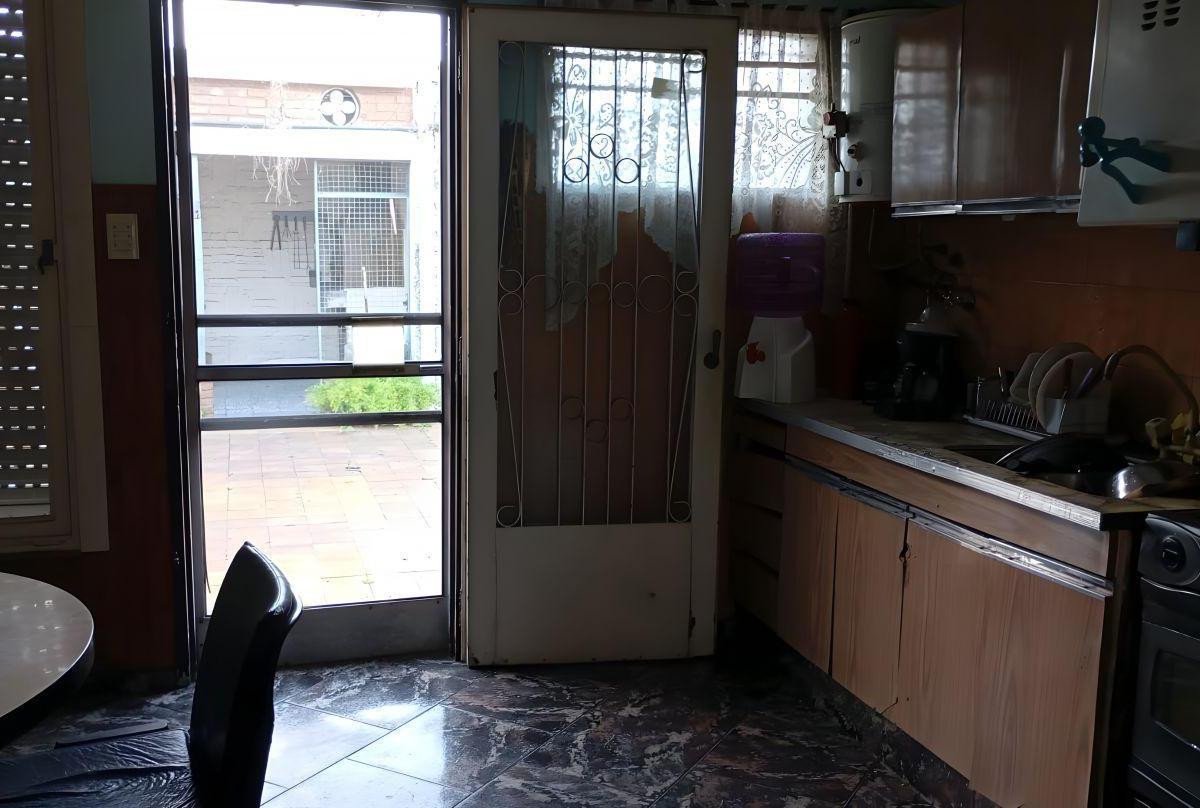 Foto de Venta de Casa 4 AMBIENTES en Villa Luzuriaga, La Matanza, imagen 4