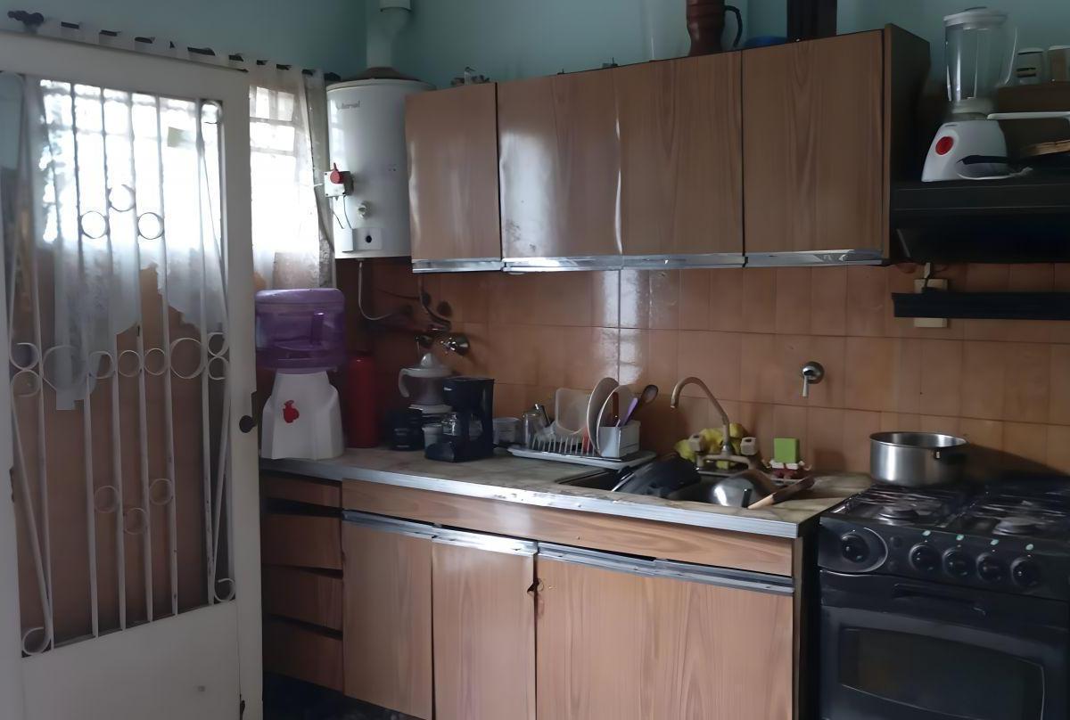 Venta de Casa 4 AMBIENTES en Villa Luzuriaga, La Matanza