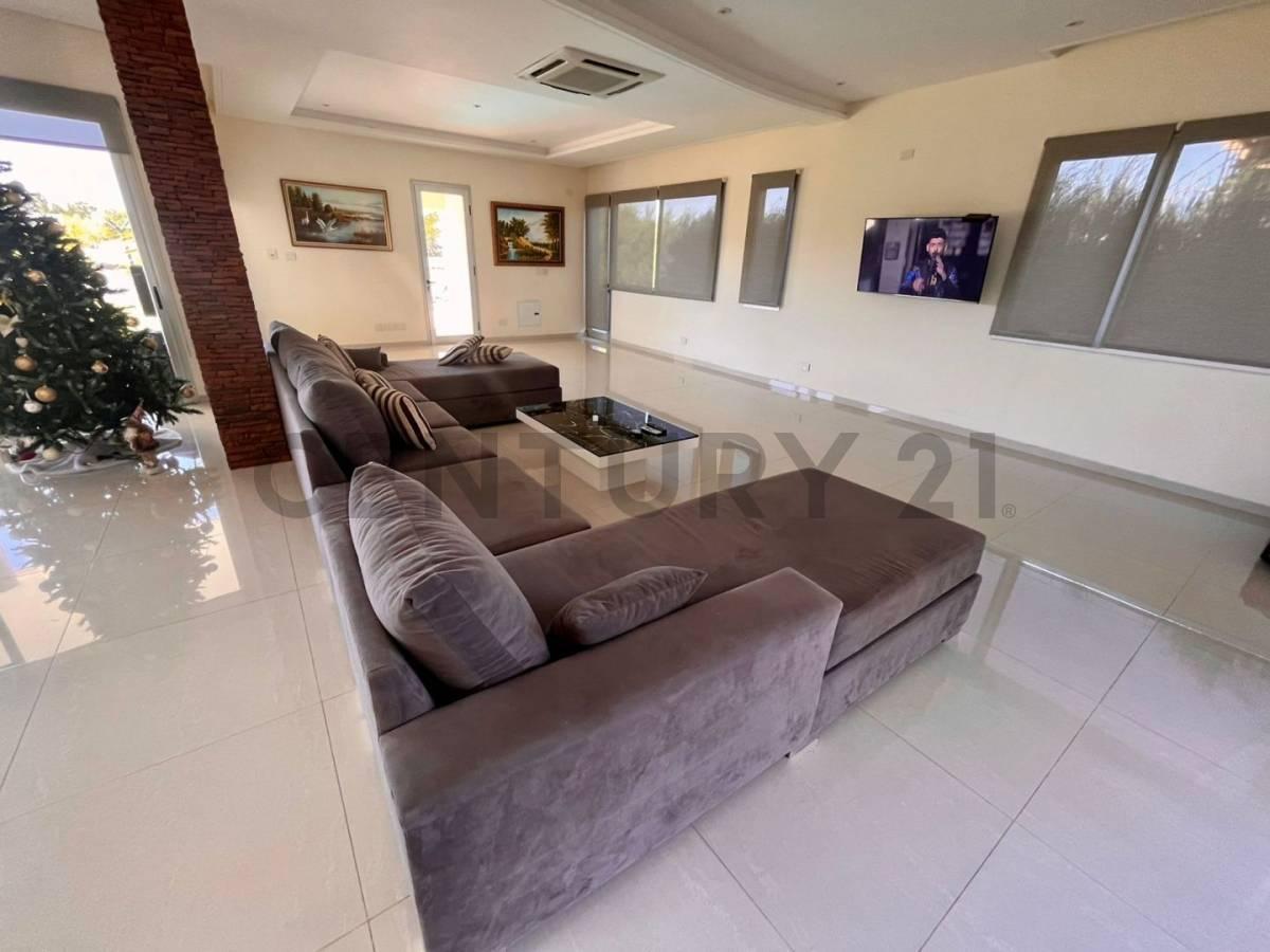 Foto de Venta Excelente Casa 7 AMBIENTES en La Providencia Canning, imagen 3