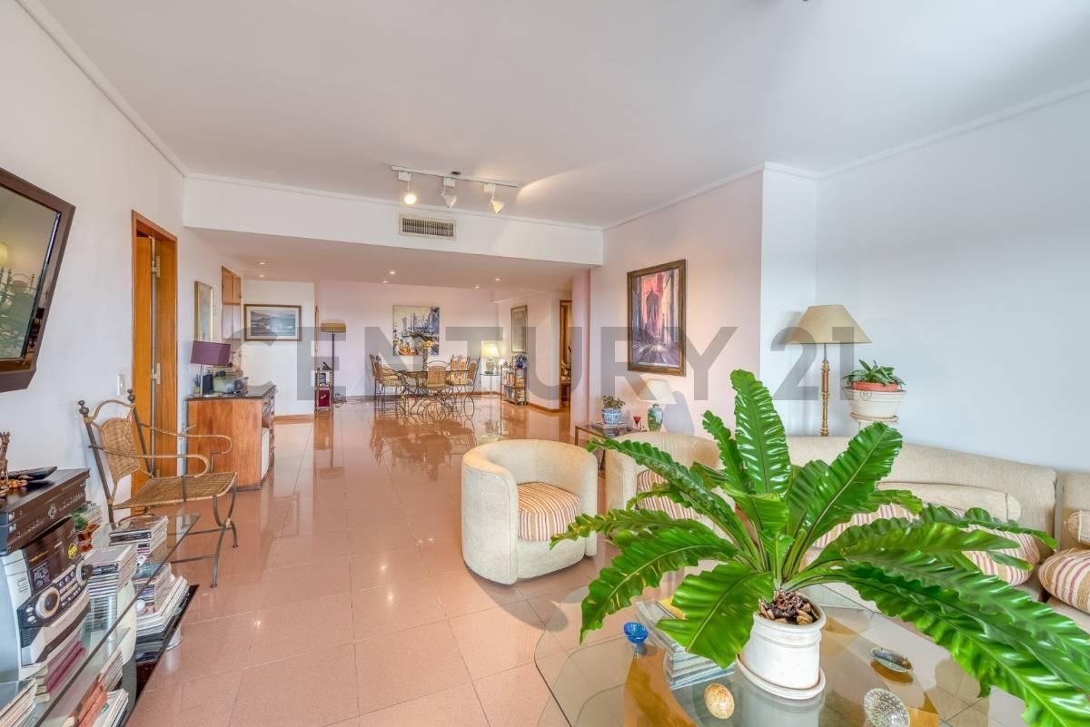 Venta Departamento 4 Ambientes con Amarra Marinasgolf 1